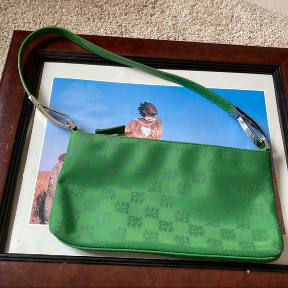 Dkny Handbags - DKNY Logo Clutch Baquette Shoulder Bag